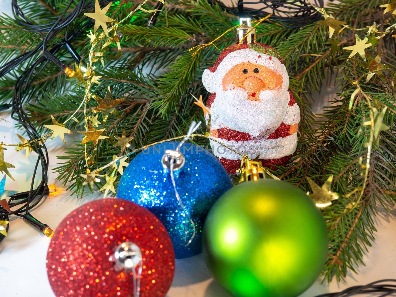 Santa claus, fir branches and christmas decorations by Puludi