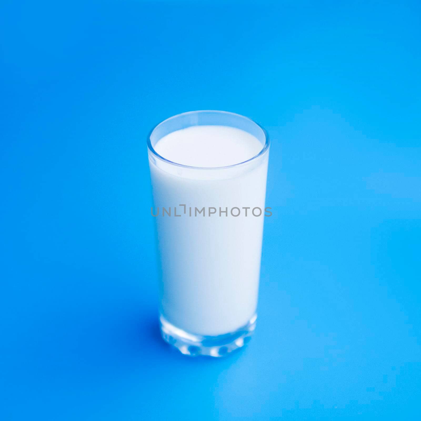 glass full fresh milk. High quality photo by Zahard