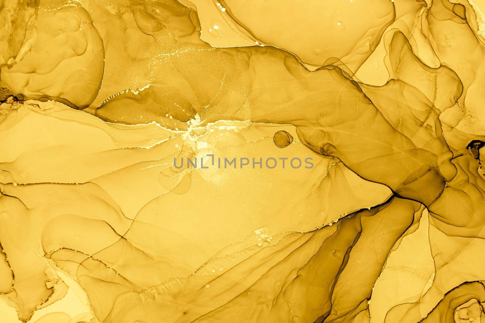 Gold Fluid Art. Abstract Liquid Wallpaper. Alcohol Ink Texture. Marble Effect. Fluid Art. Grunge Wave Background. Glitter Watercolor Wall. Yellow Acrylic Oil Illustration. Abstract Fluid Art.
