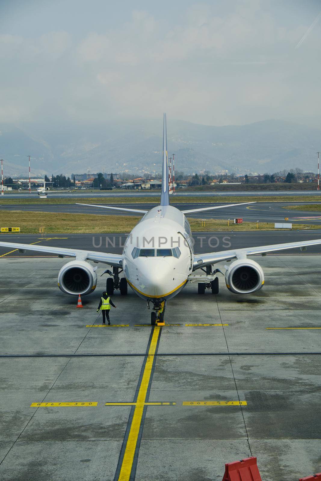 Airport boarding passengers on the aircraft