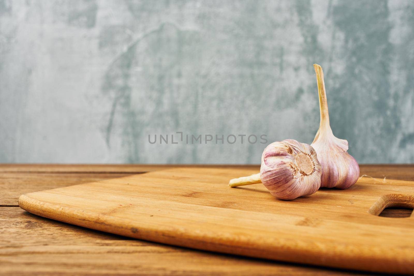 kitchen food garlic cutting board natural product by Vichizh