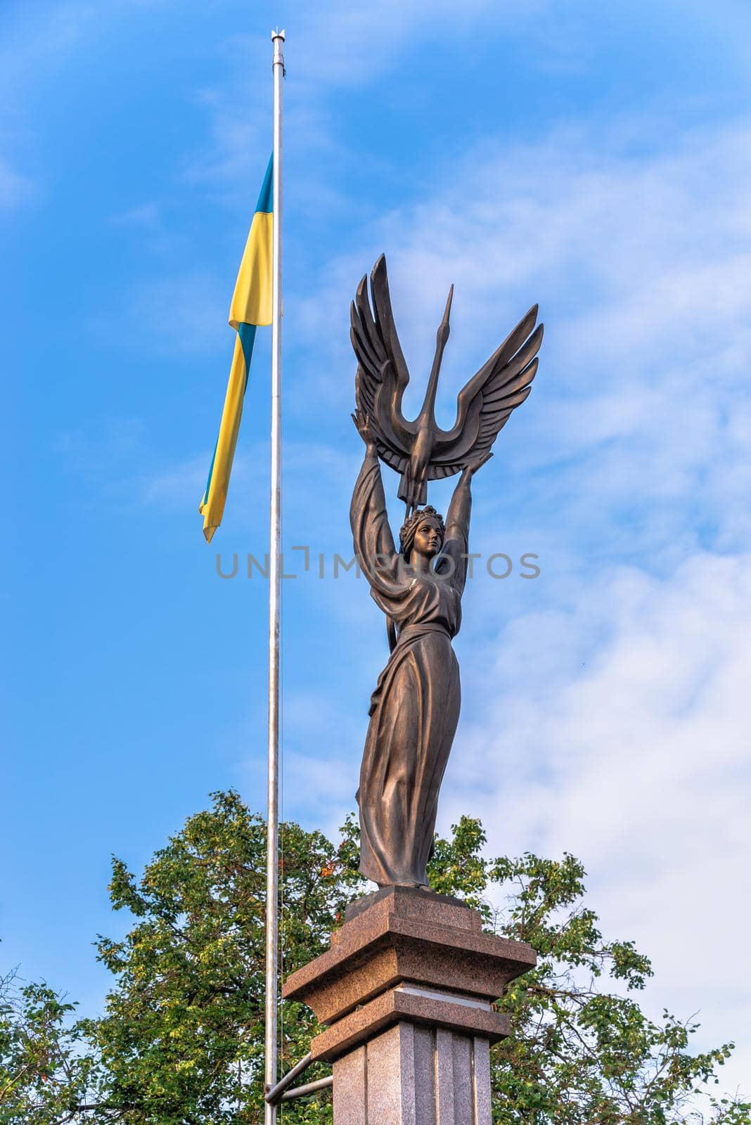 Monument of independence in Ternopil, Ukraine by Multipedia