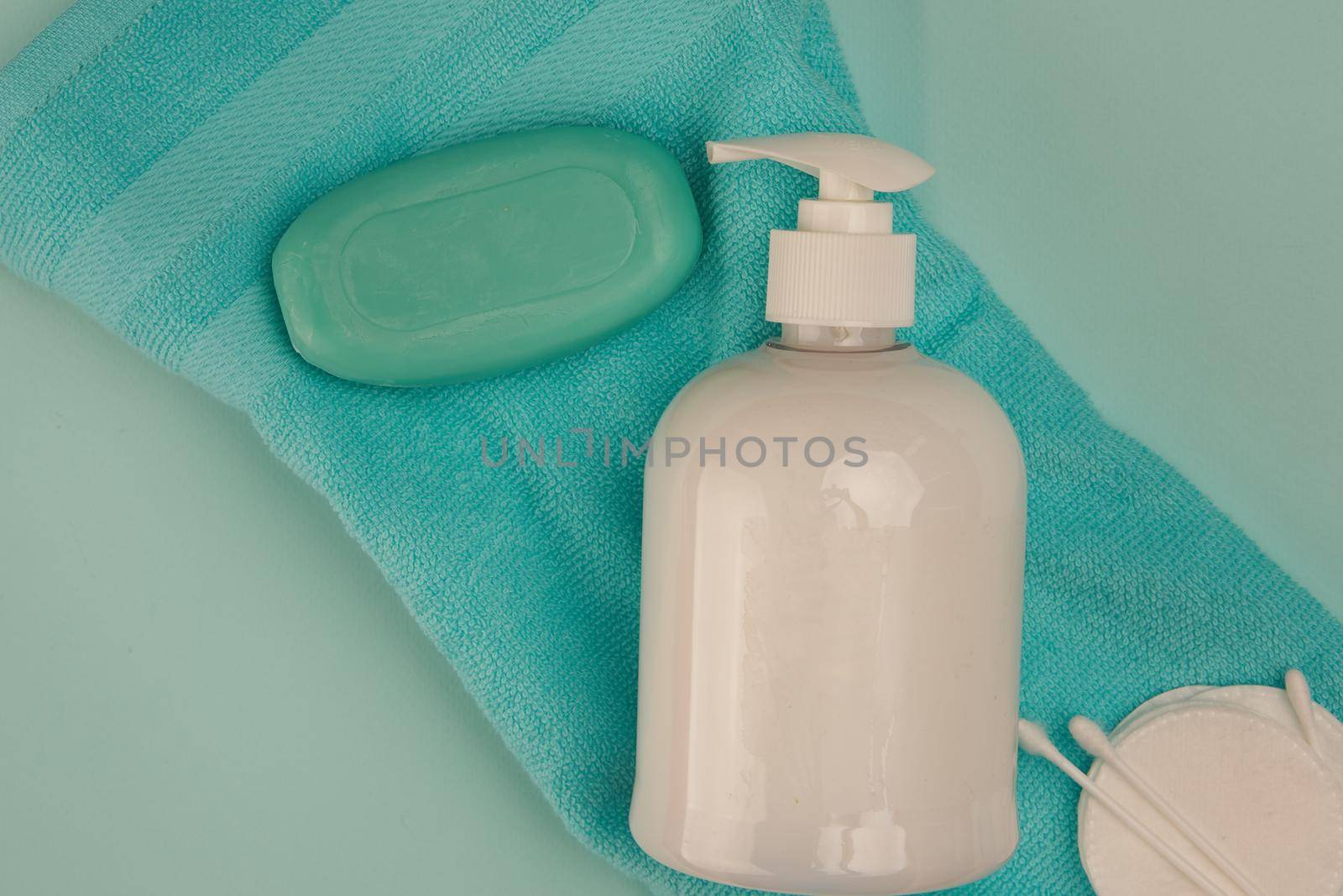 liquid soap hygiene body care accessories bathroom supplies. High quality photo