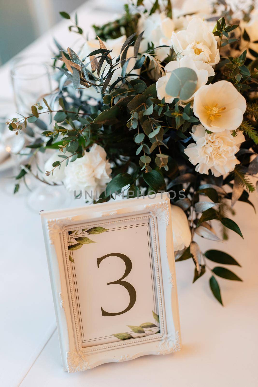 wedding decor with natural flowers and elements