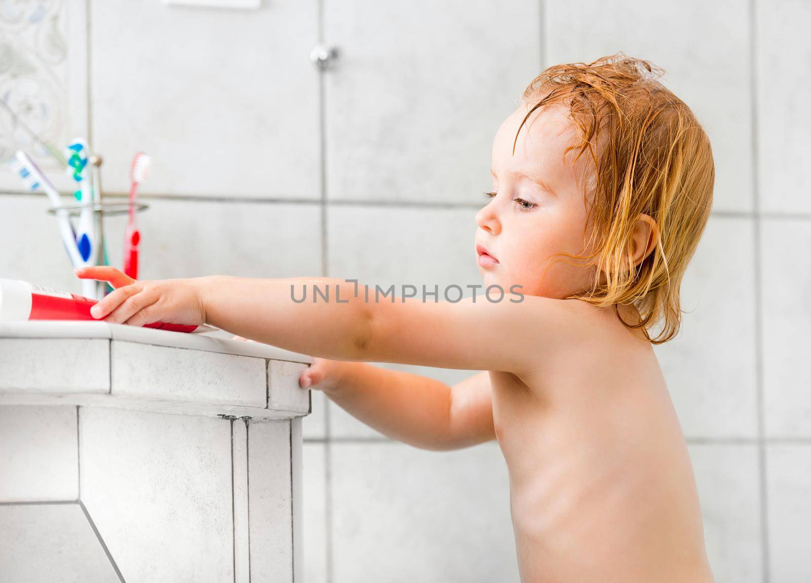 baby in bathroom by GekaSkr