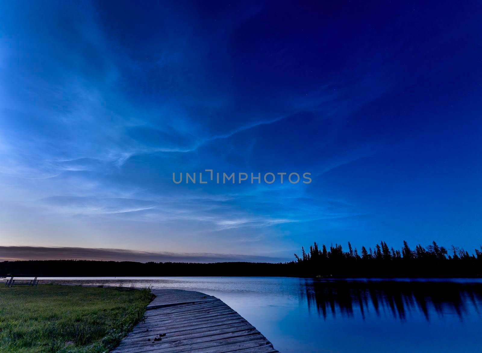 Night Photography Waskesiu Canada noctilucent clouds Marina Narrows