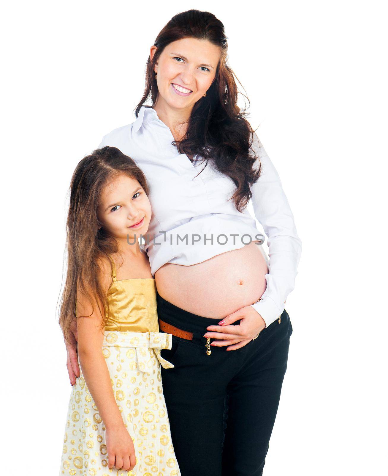 little girl and her pregnant mother by GekaSkr