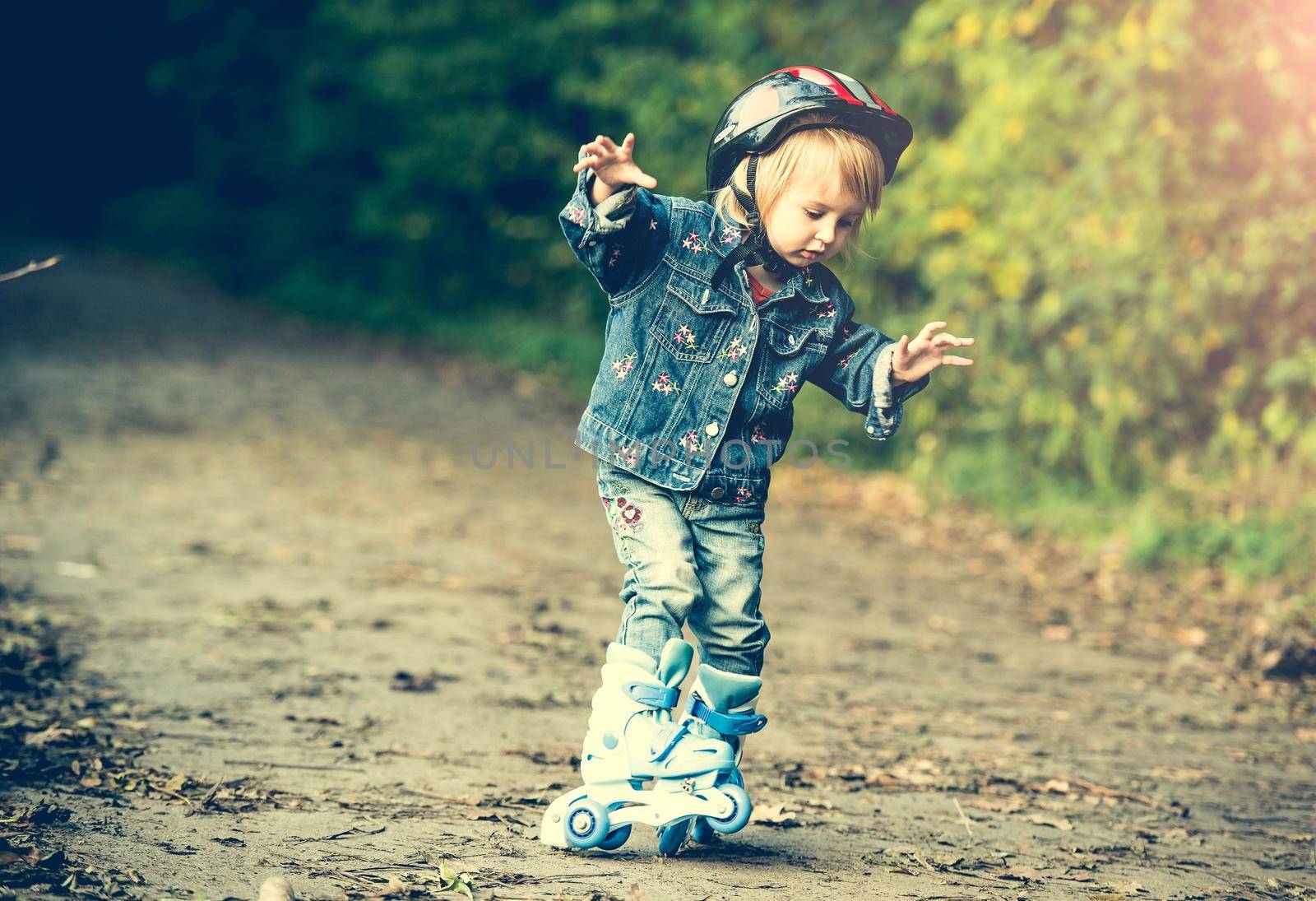 little girl on roller skates by GekaSkr