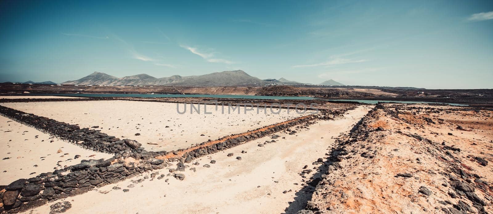 saltworks salinas by GekaSkr