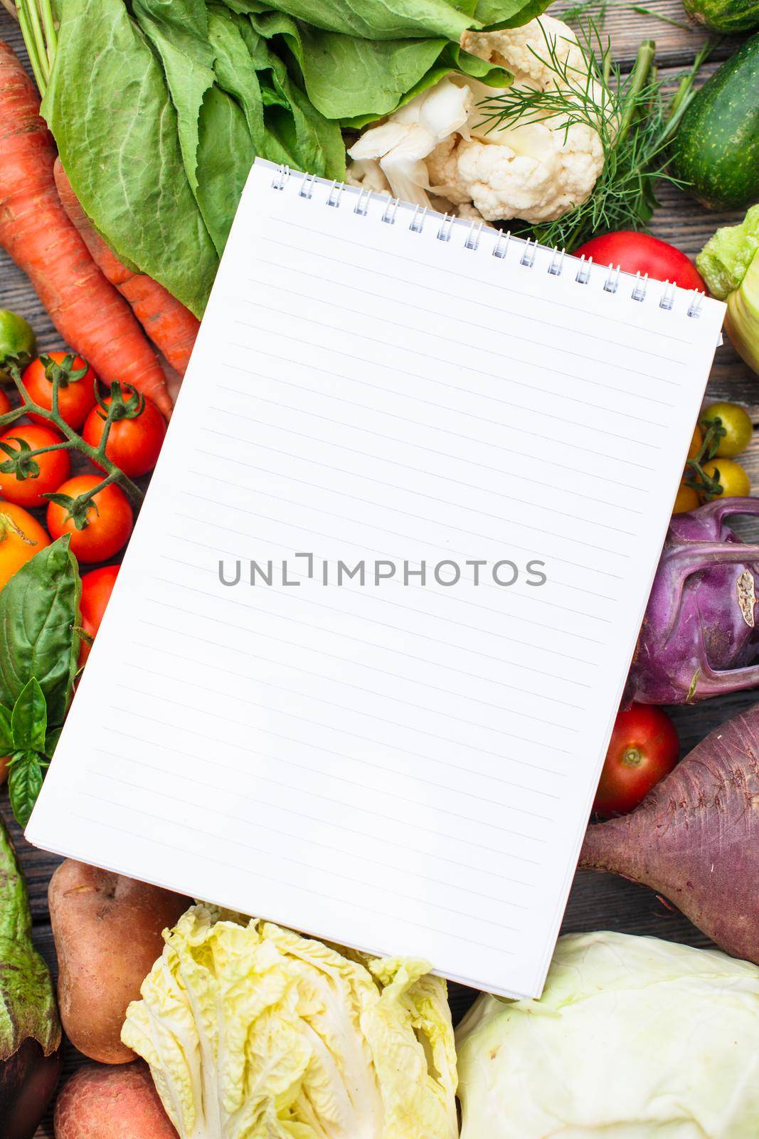 Shopping list on the vegetables with copy space