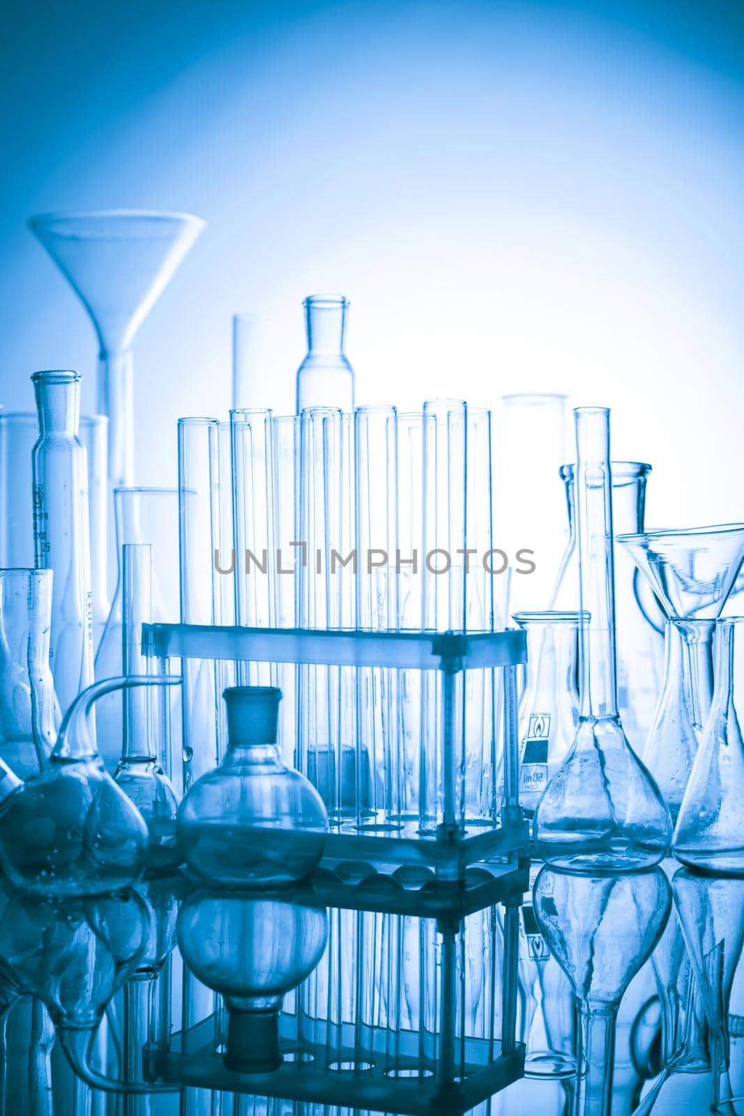 Laboratory glass for chemistry or medicine for research