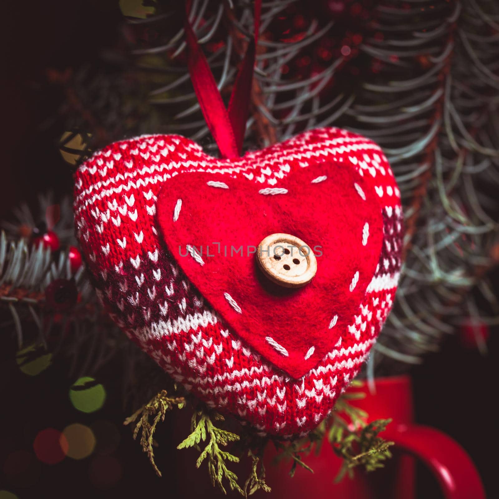 Handmade knitted heart by oksix
