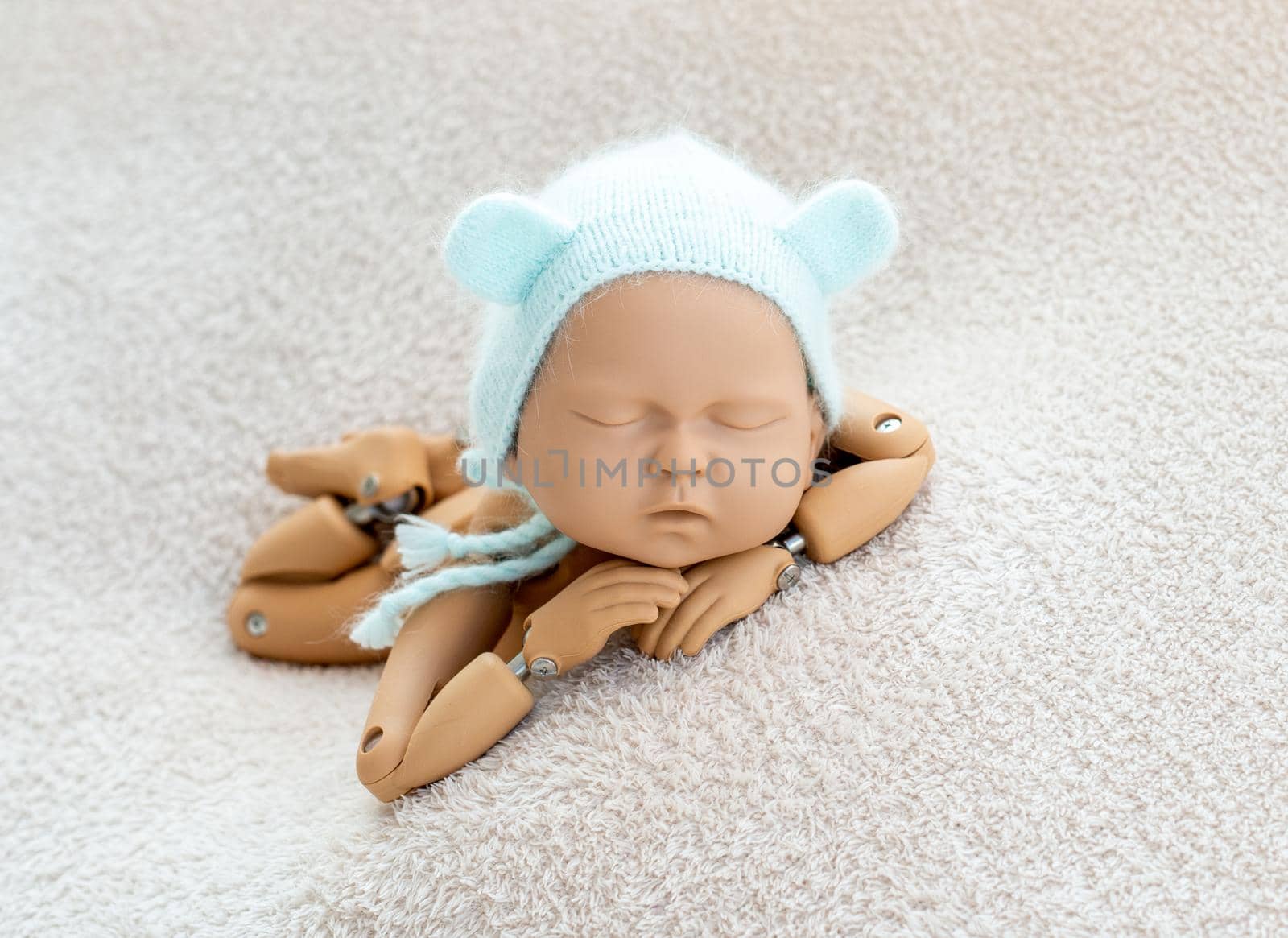 Mannequin of newborn for photo posing by tan4ikk1