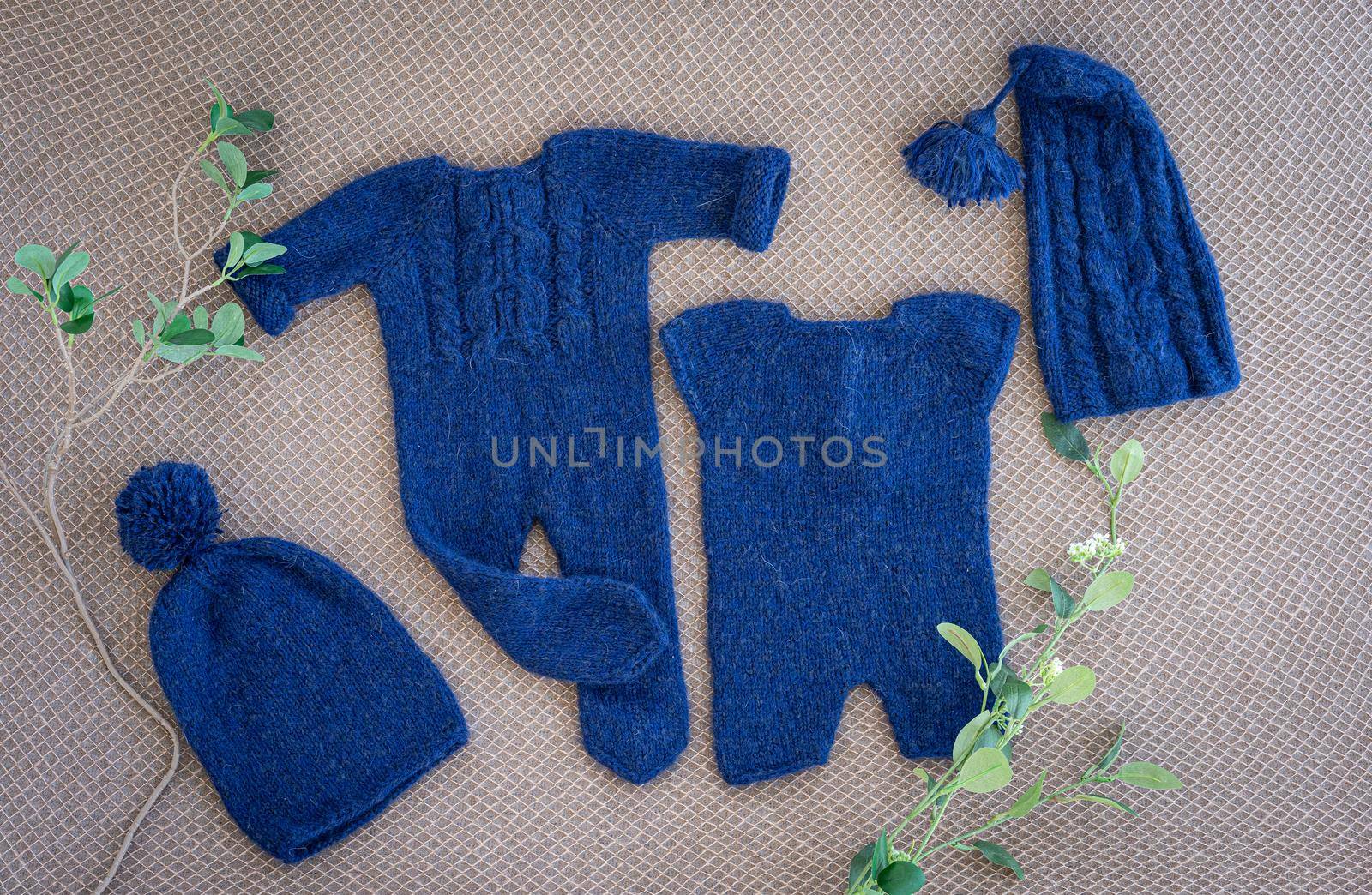 knitted newborn baby clothes by tan4ikk1