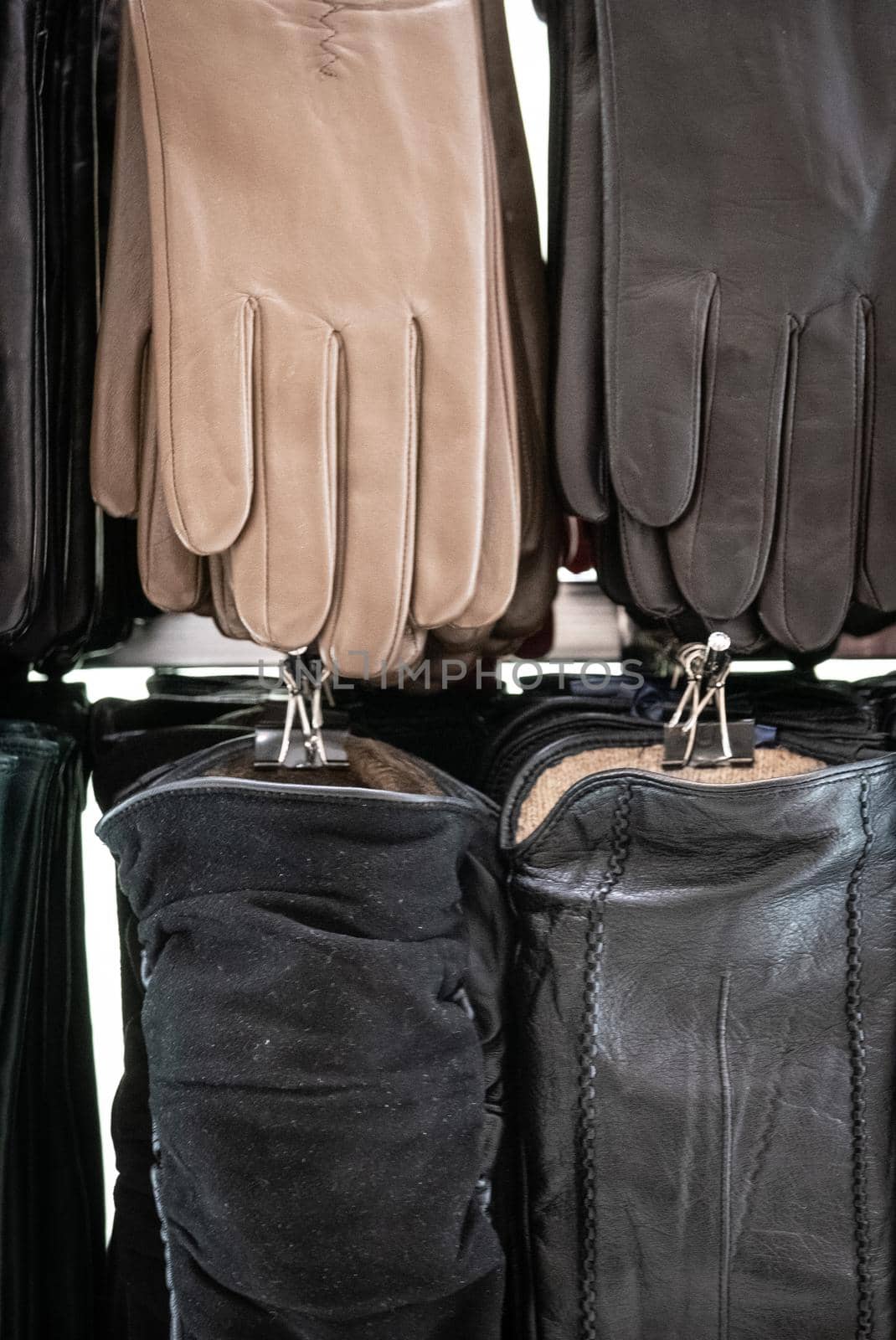 Leather gloves for a winter season