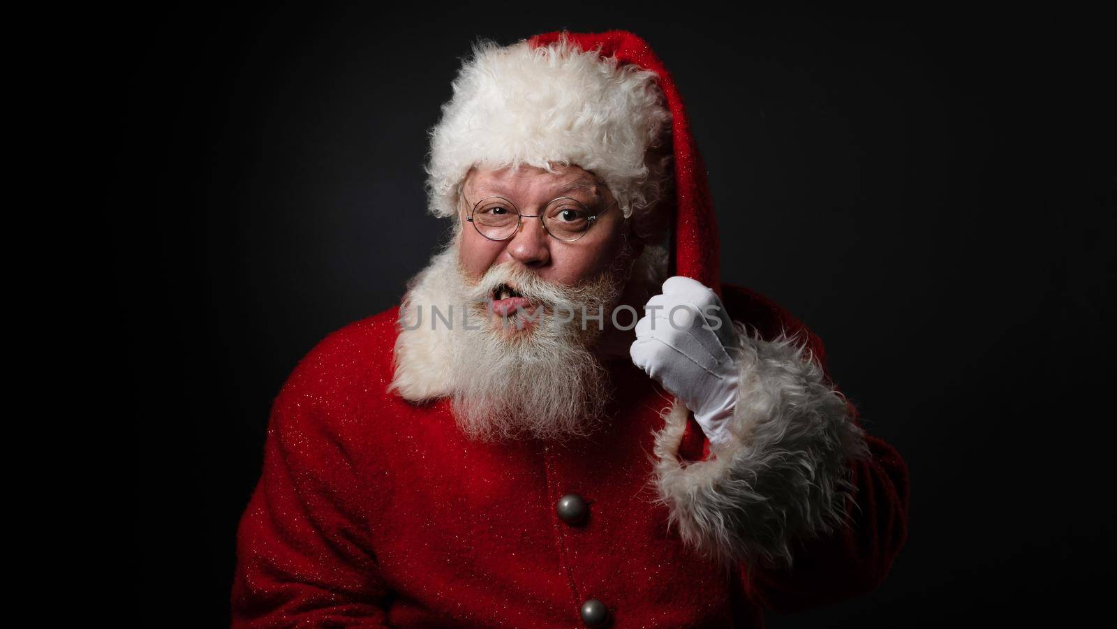 Bad Santa threatening fist by ALotOfPeople