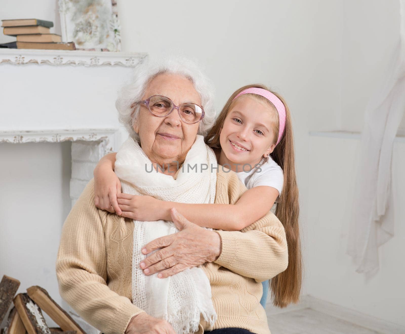 portrait of greatgranddaughter and greatgrandmother