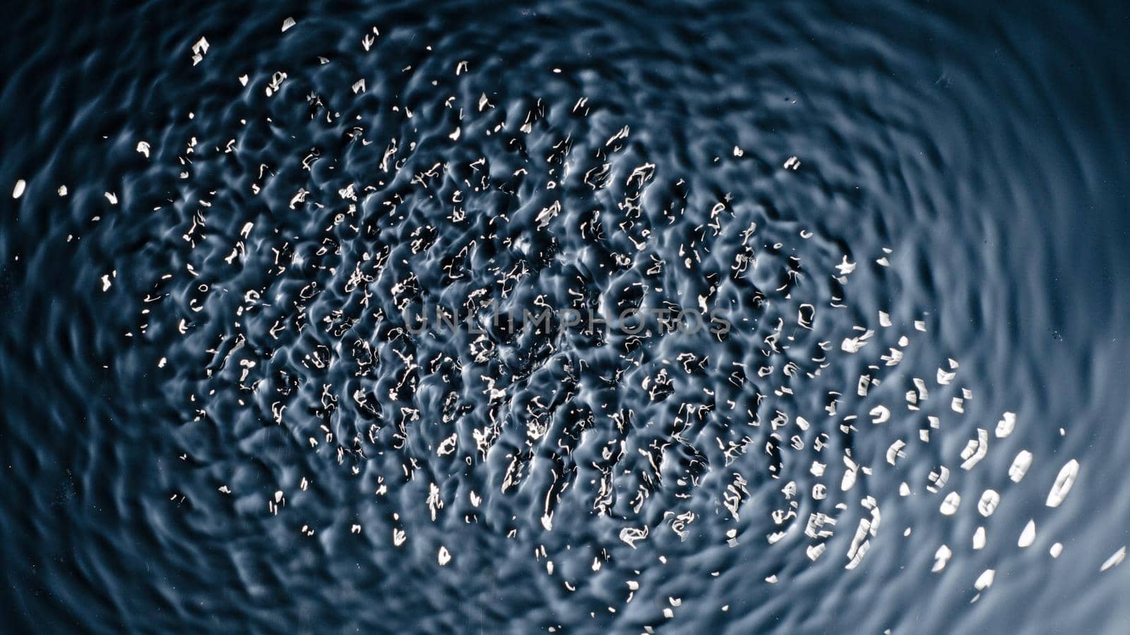 The texture of water under the influence of vibration in 432 hertz - image