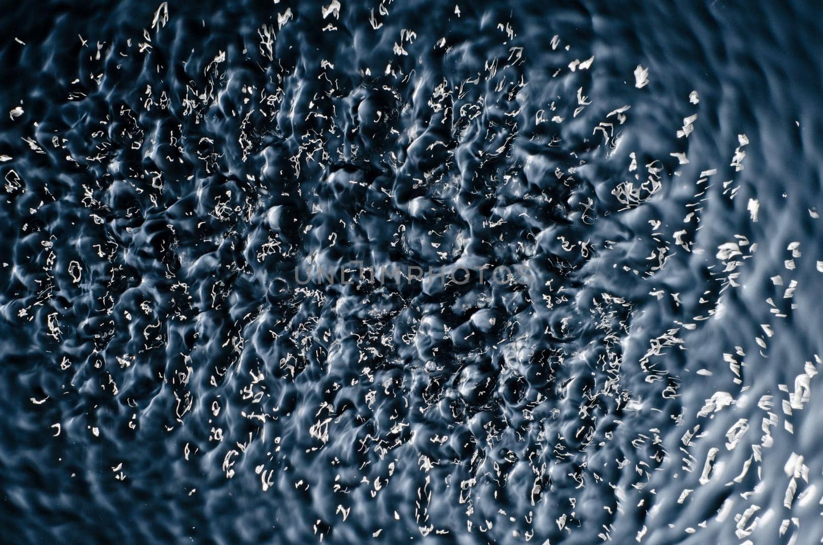 The texture of water under the influence of vibration in 258 hertz - image