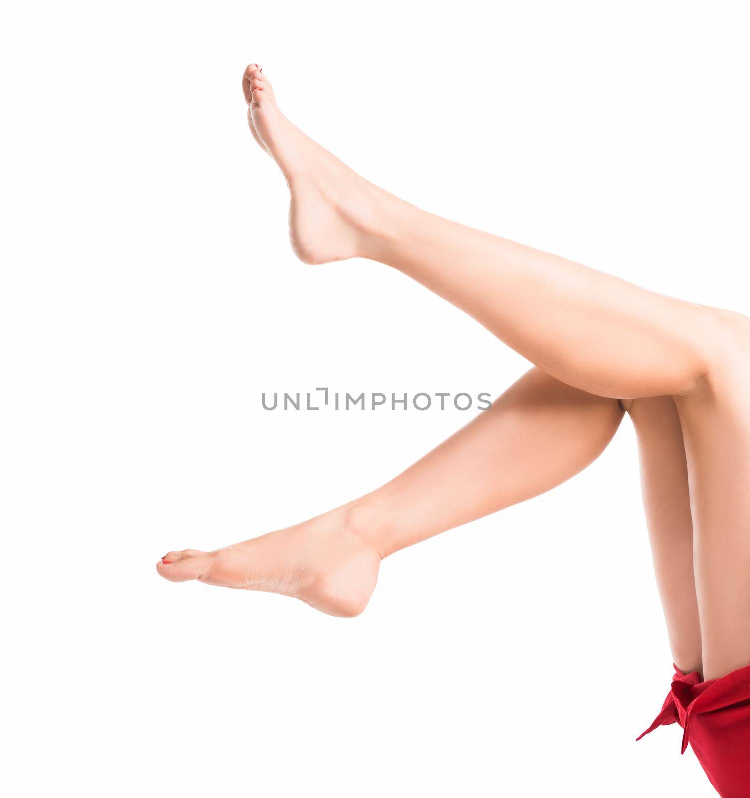 beauriful barefoot girl legs