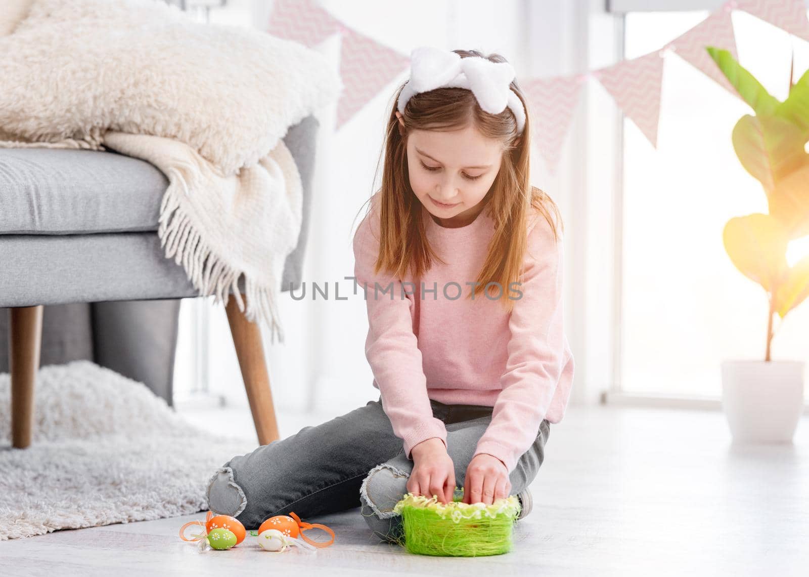 Little girl at Easter day by tan4ikk1