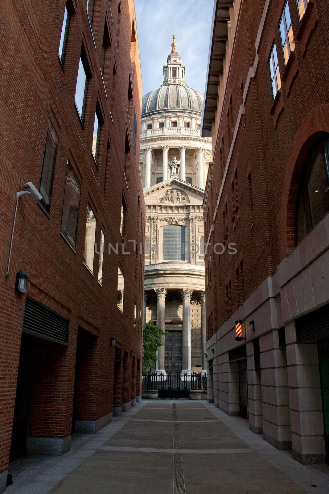 St Pauls Cathedral seen from Canon Aly by VivacityImages