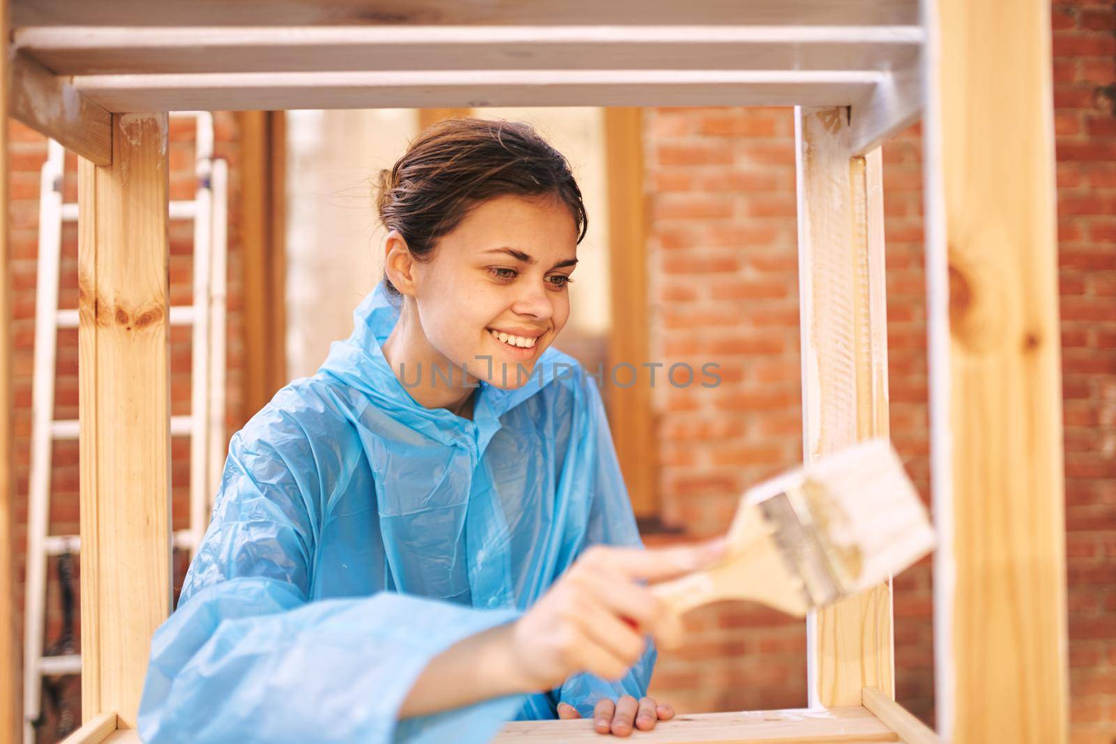 women paint wooden structures brush painter decoration by Vichizh