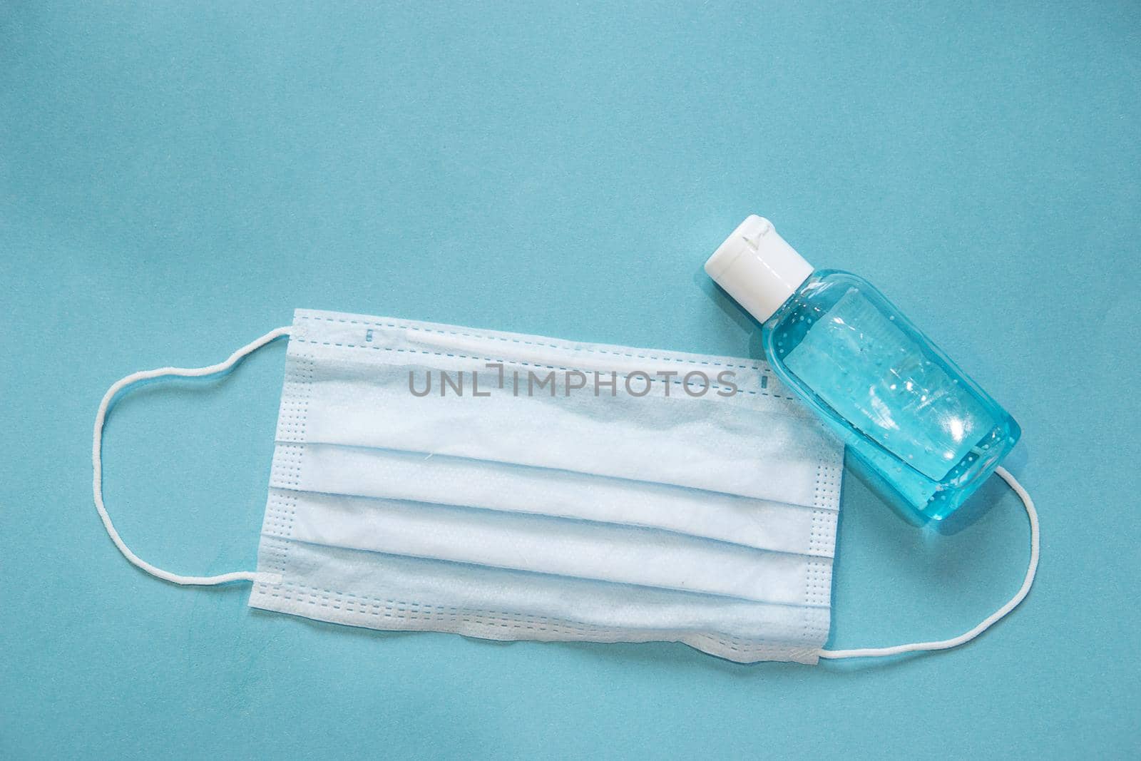 Virus prevention and treatment: wearing masks and antibacterial hand treatment. Novel coronavirus 2019-nCoV.