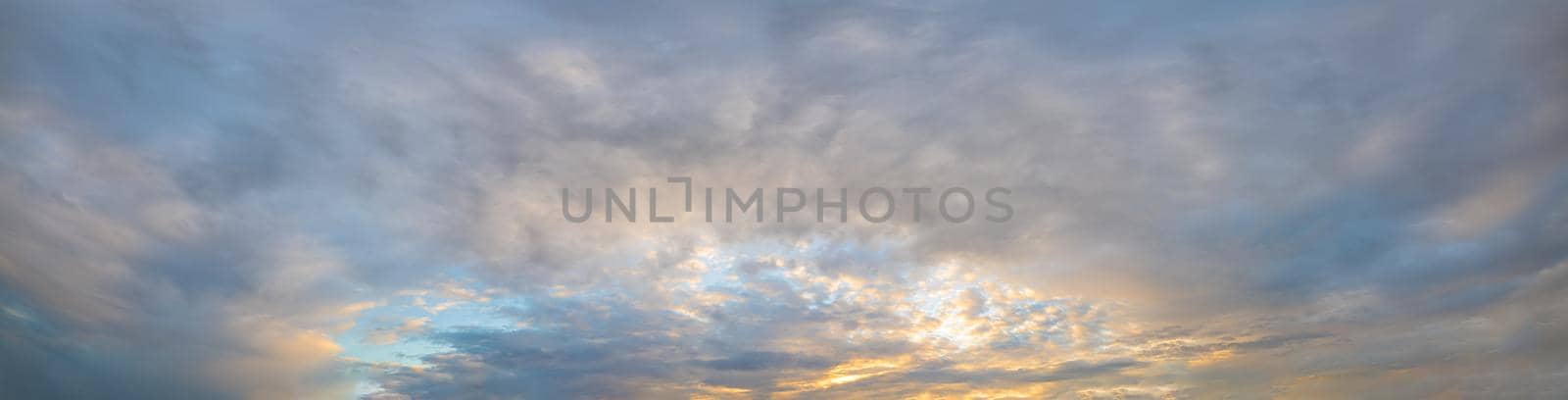 Sky and clouds In the evening