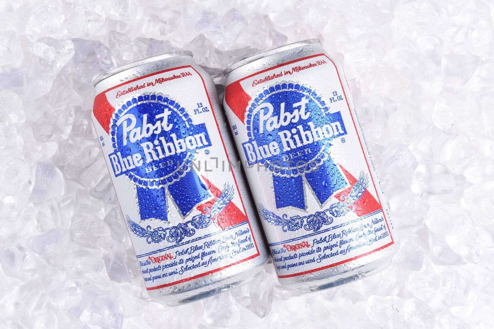 Pabst Blue Ribbon on Ice by sCukrov