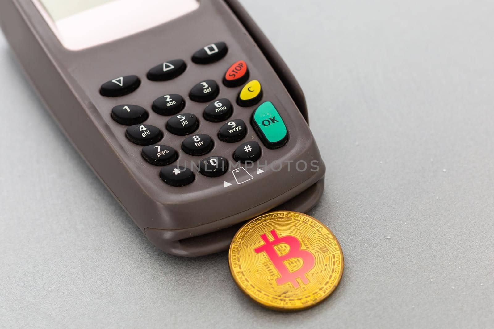 Bitcoin,credit card and POS-terminal