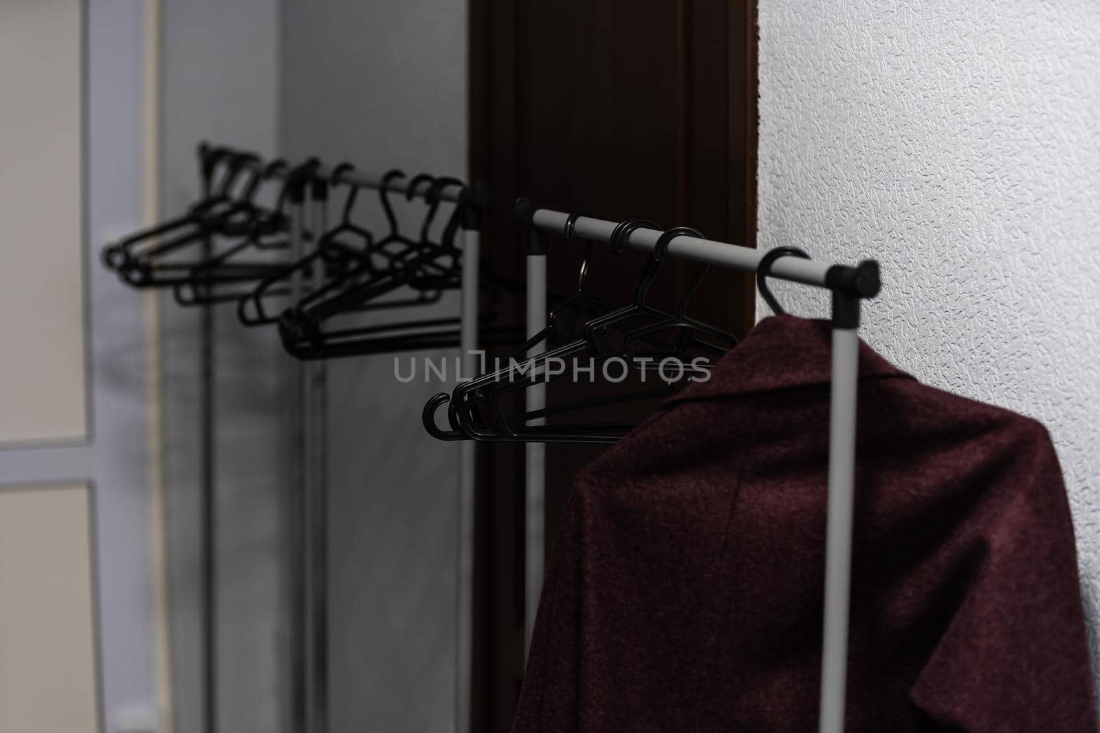 plastic clothes hangers, hanger with one coat