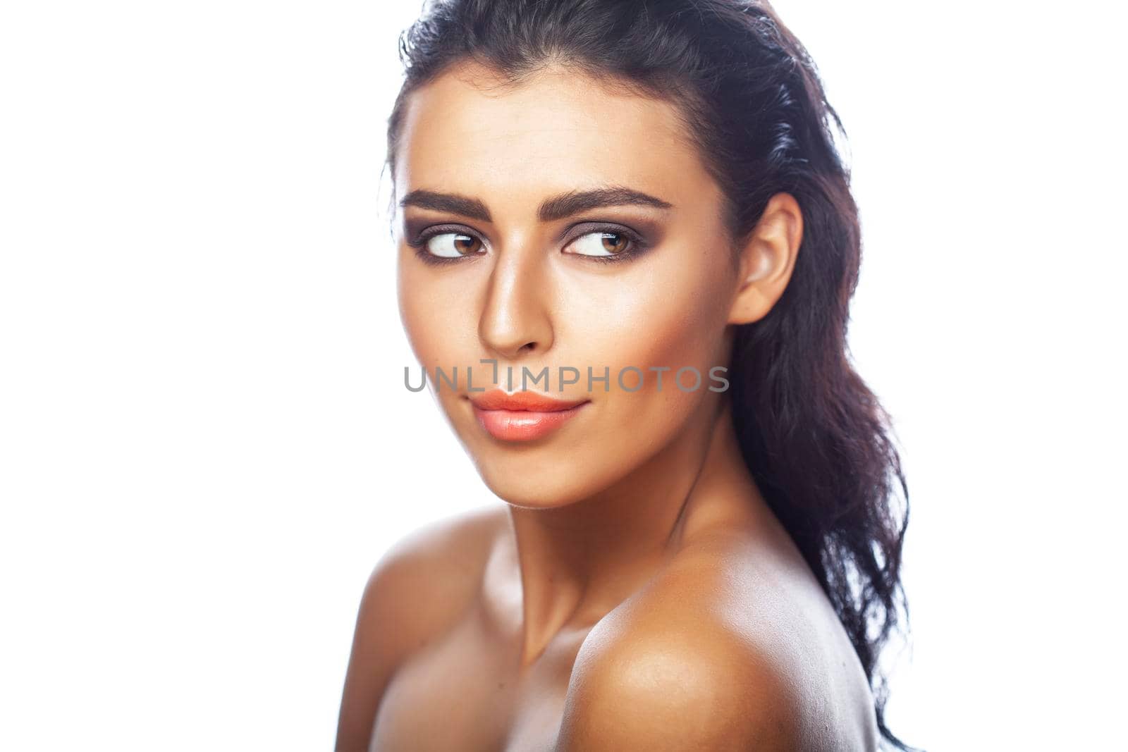 young pretty caucasian brunette woman posing cheerful on white background isolated, lifestyle people concept close up