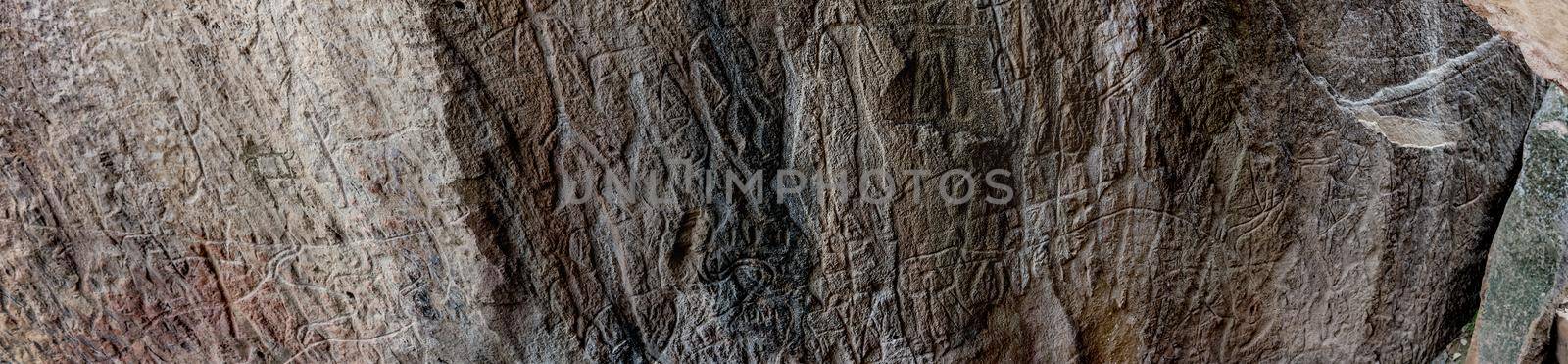 Petroglyph drawings in Gobustan park by tan4ikk1