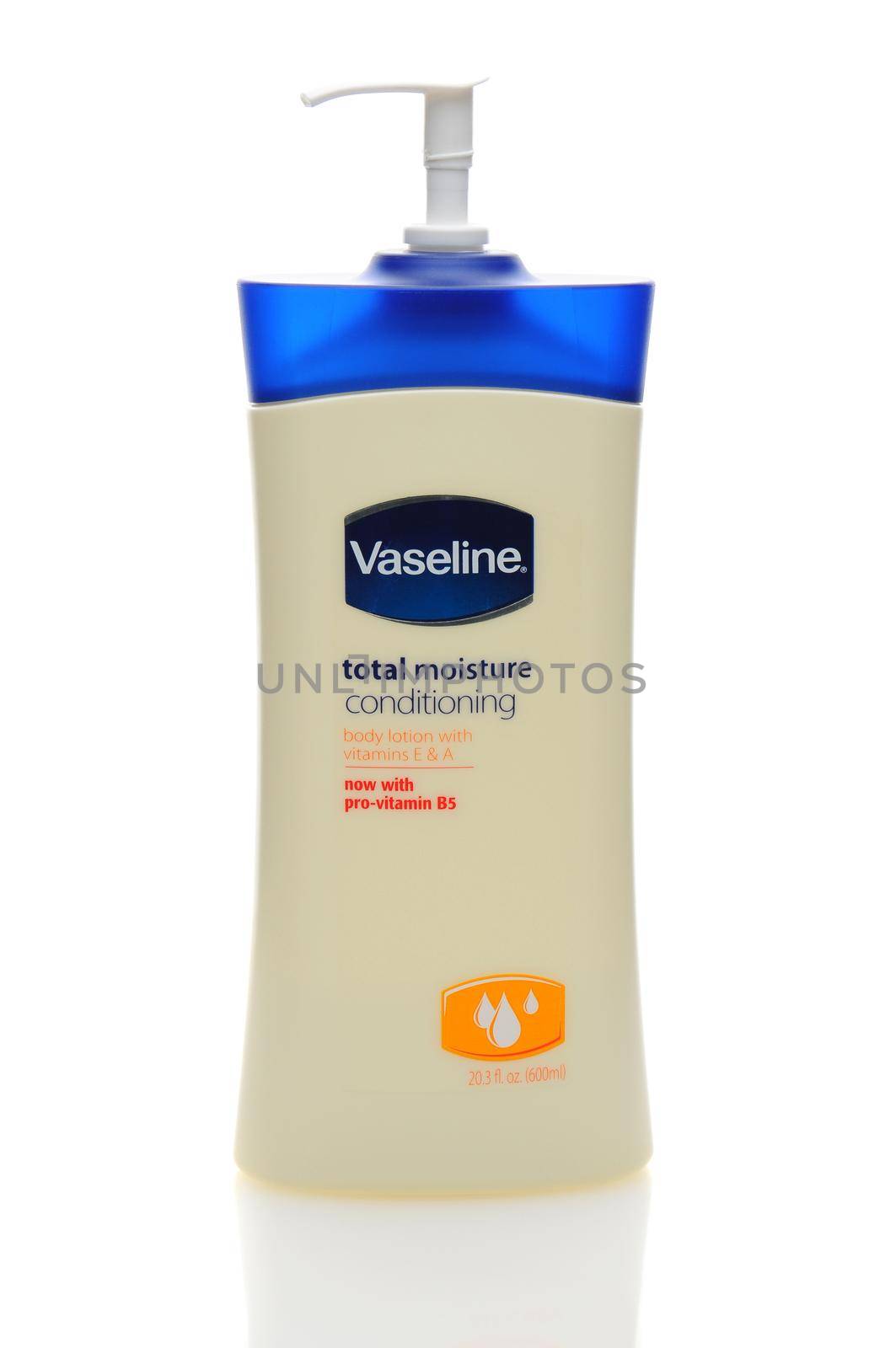 Single 20oz pump bottle of Vaseline Total Moisture Conditioning Lotion on a white background.