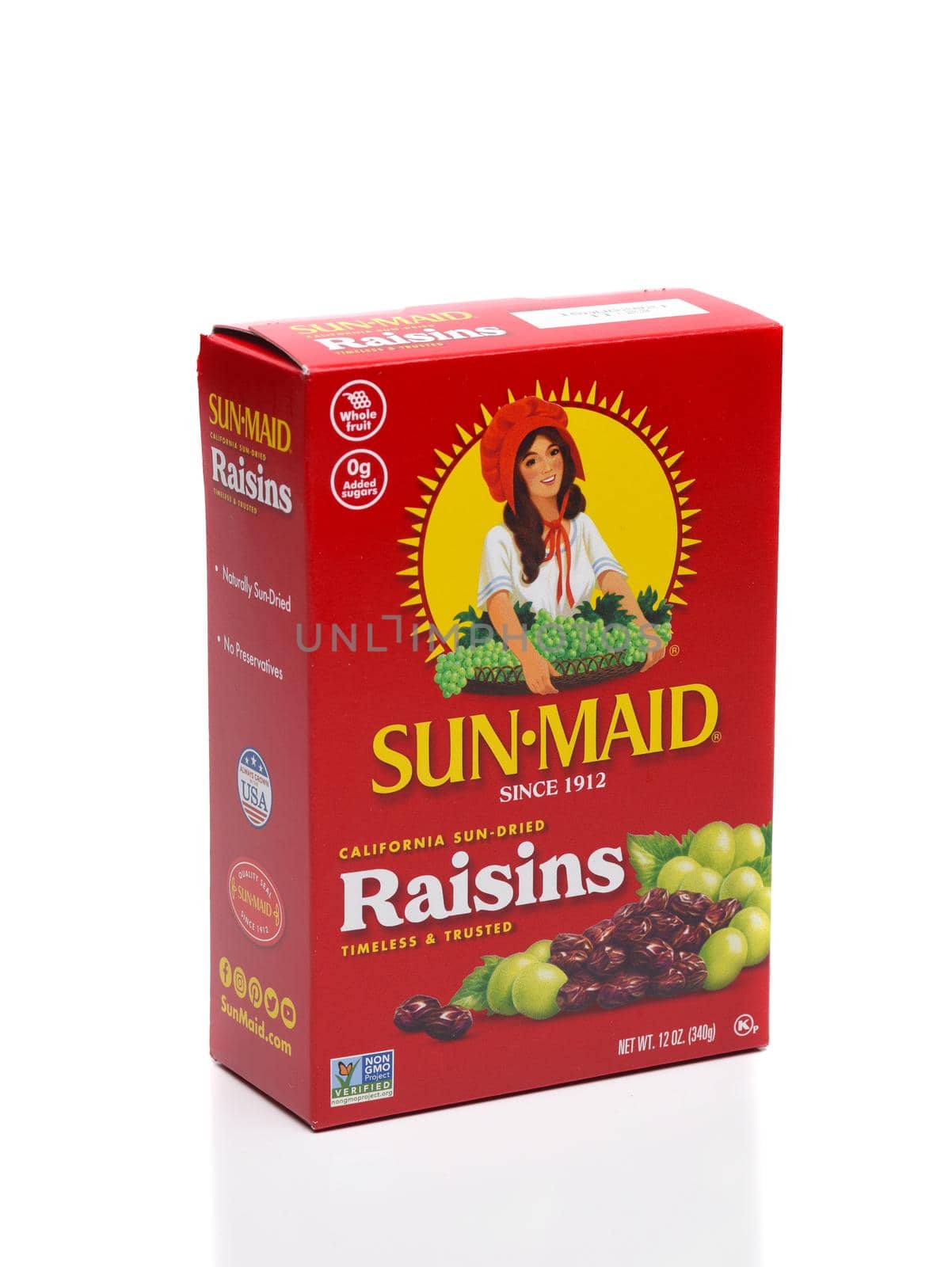 IRVINE, CALIFORNIA - 25 MAY 2020: a 12 ounce box of California Sun Dried, Sun Maid Raisins. 