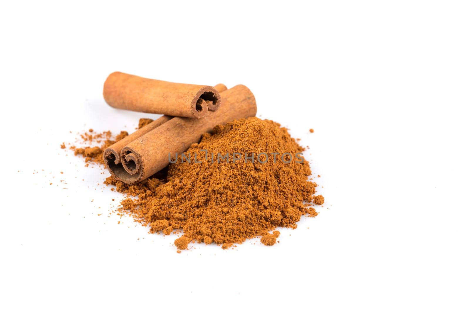 cinnamon sticks with powder  by RTsubin