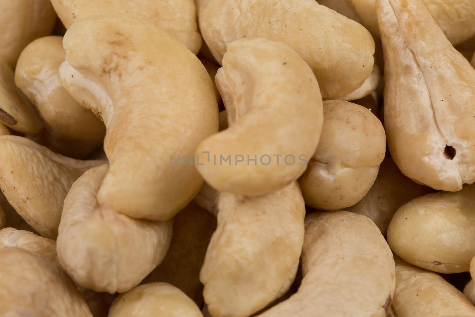Cashew nuts by RTsubin