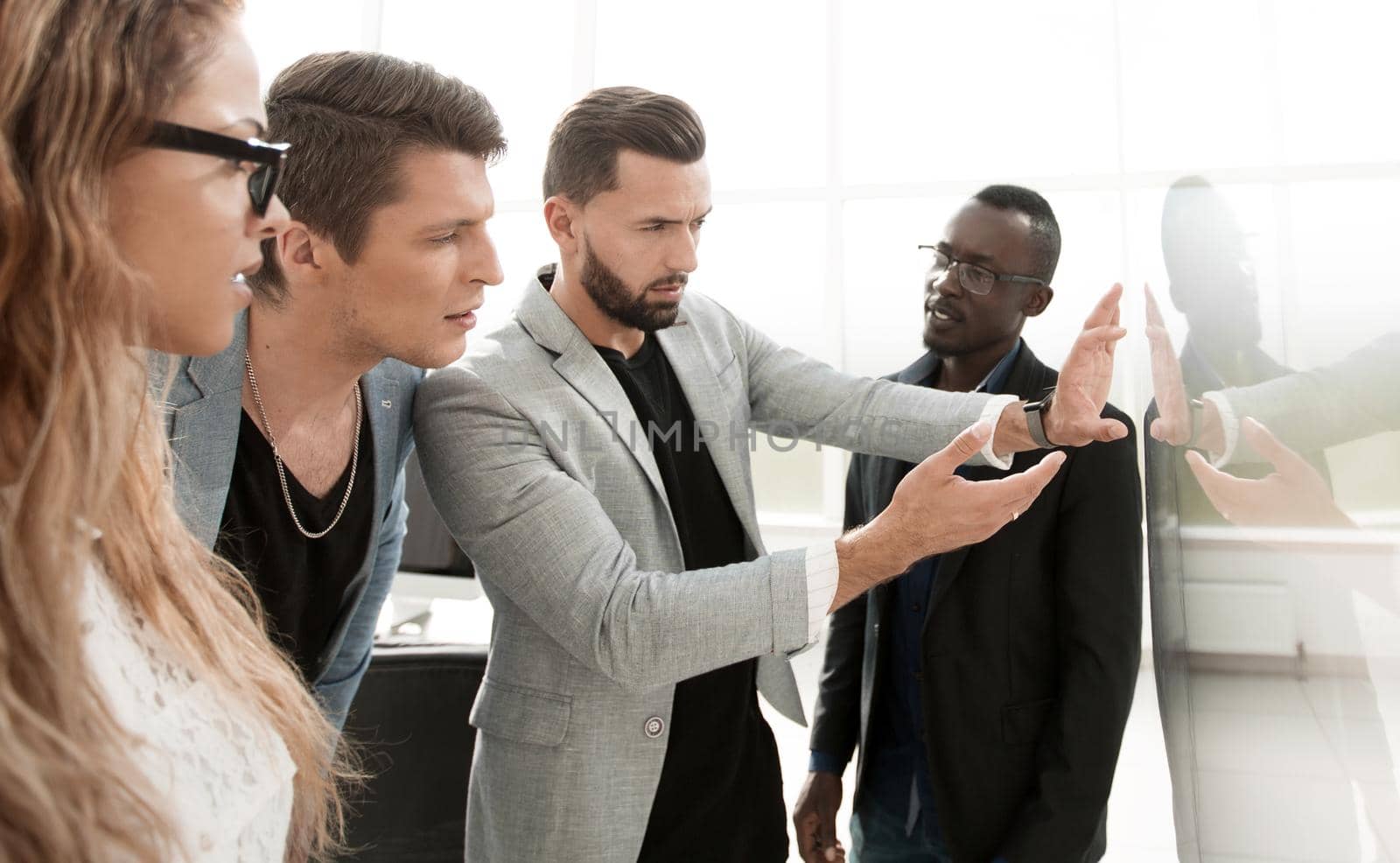close up.businessman holds a presentation of a new project. photo with copy space