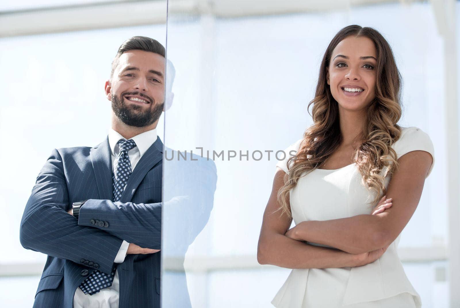 businessman and businesswoman standing together.concept of partnership