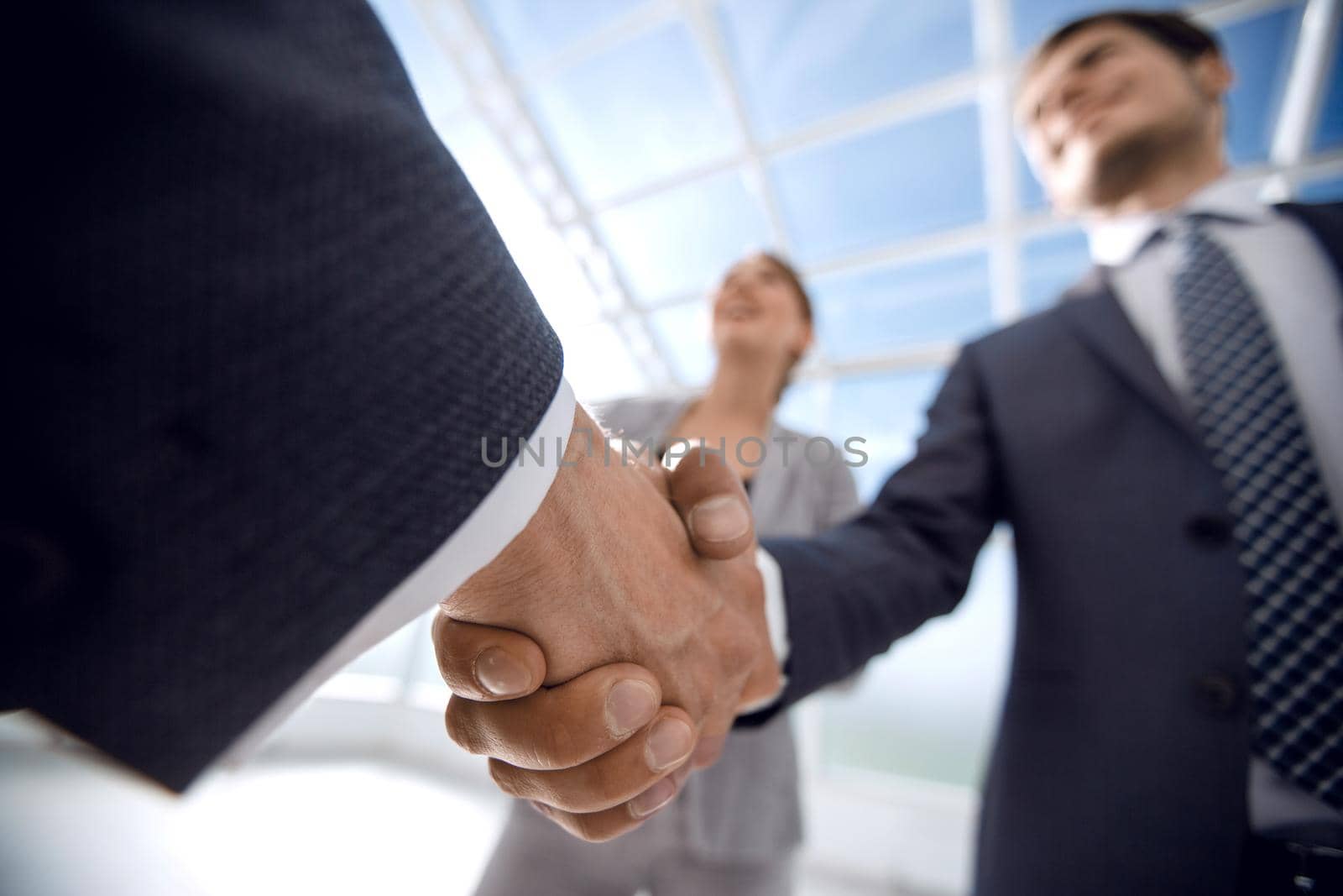 close up.handshake business partners .concept of cooperation
