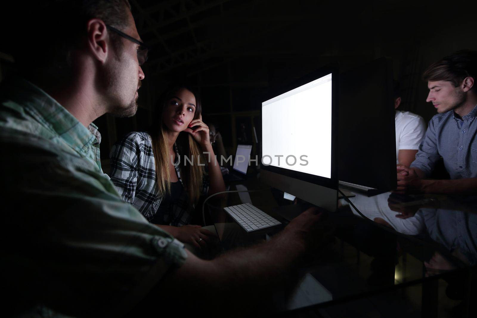 business team using computer for data analysis. start-up