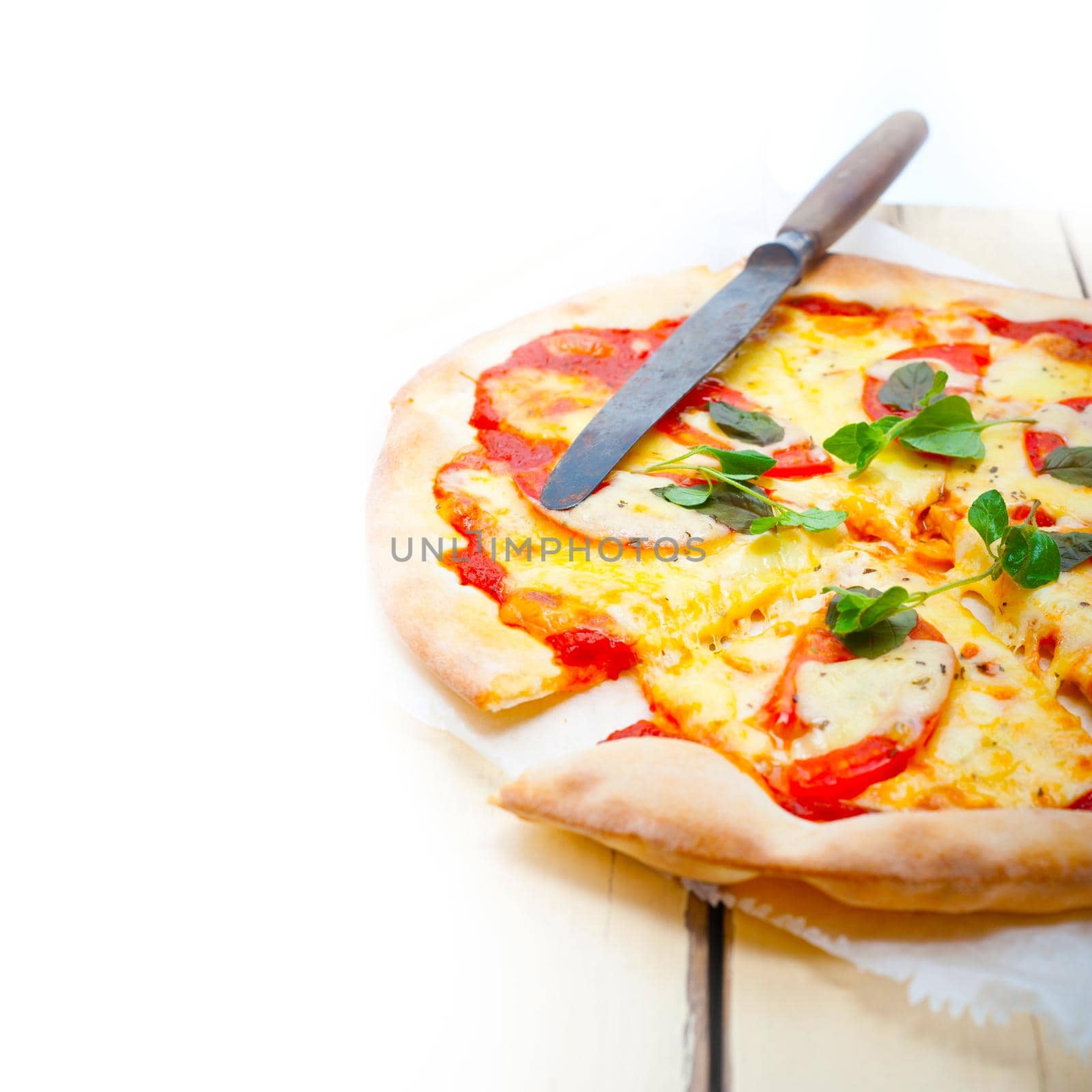 Italian pizza Margherita by keko64
