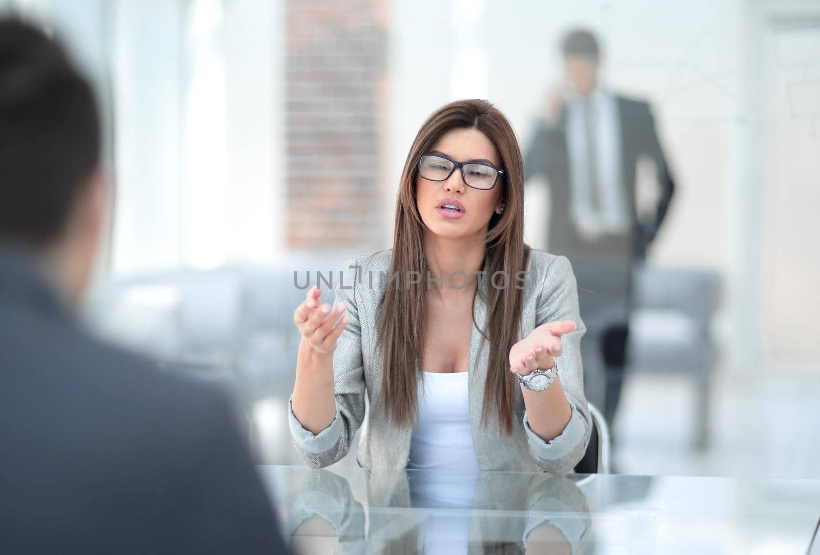 Manager talking with a client in a modern office.business concept