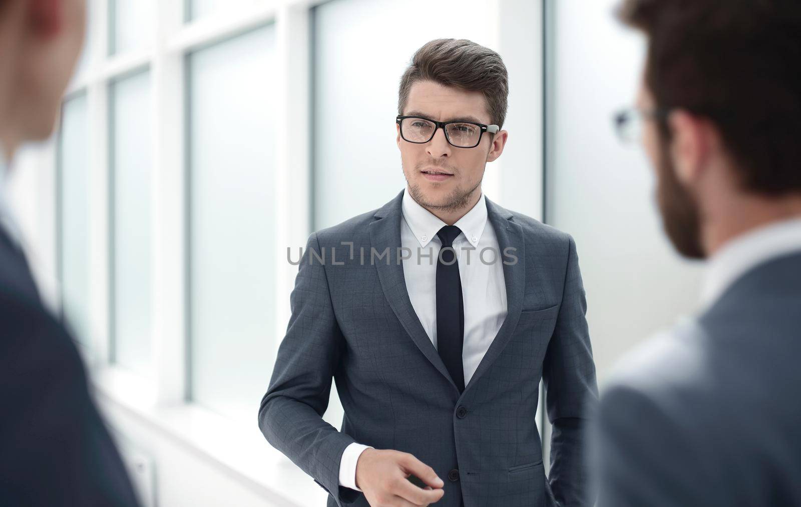 boss and staff standing in the office.business concept