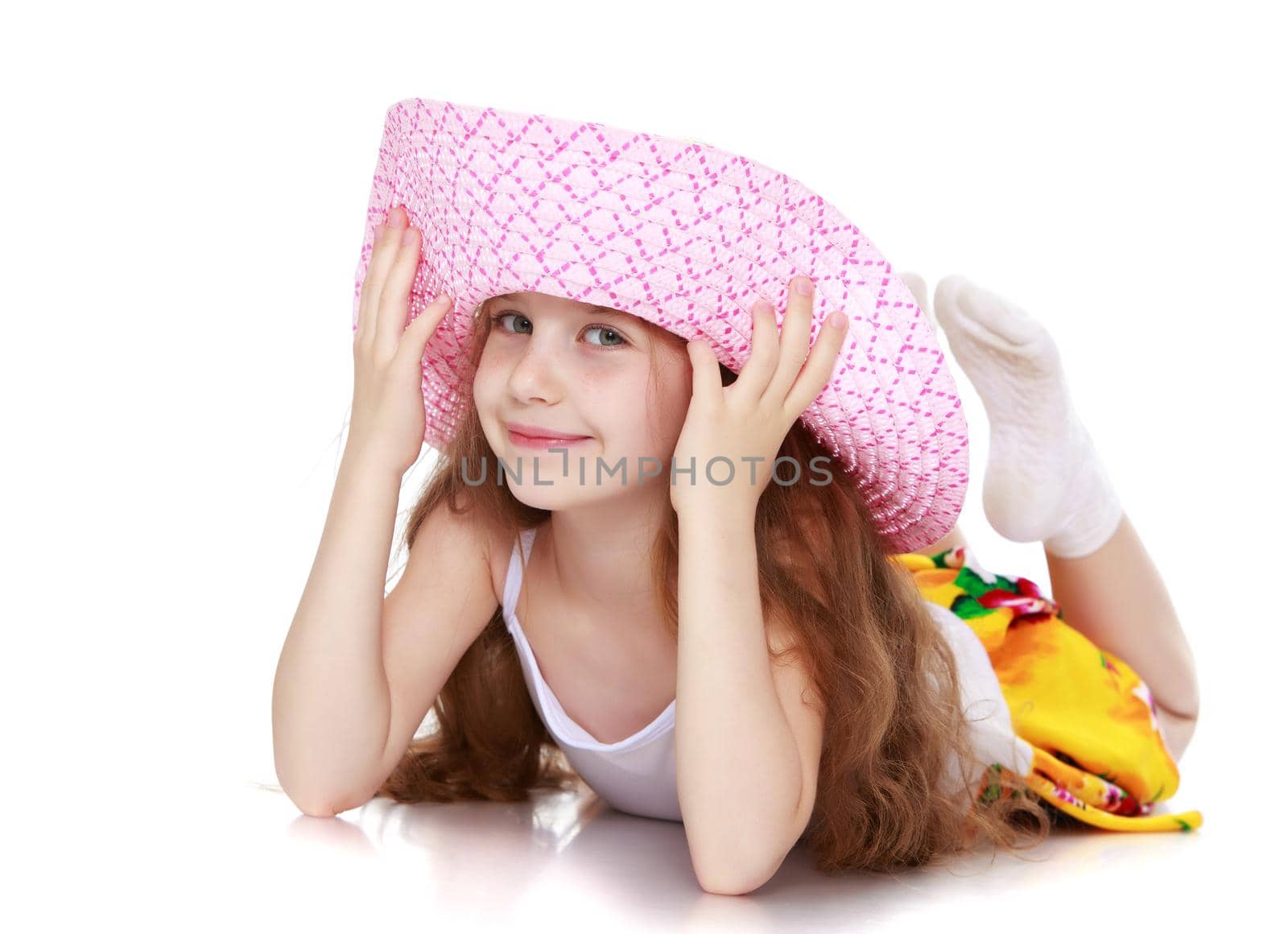 The girl in the pink hat by kolesnikov_studio
