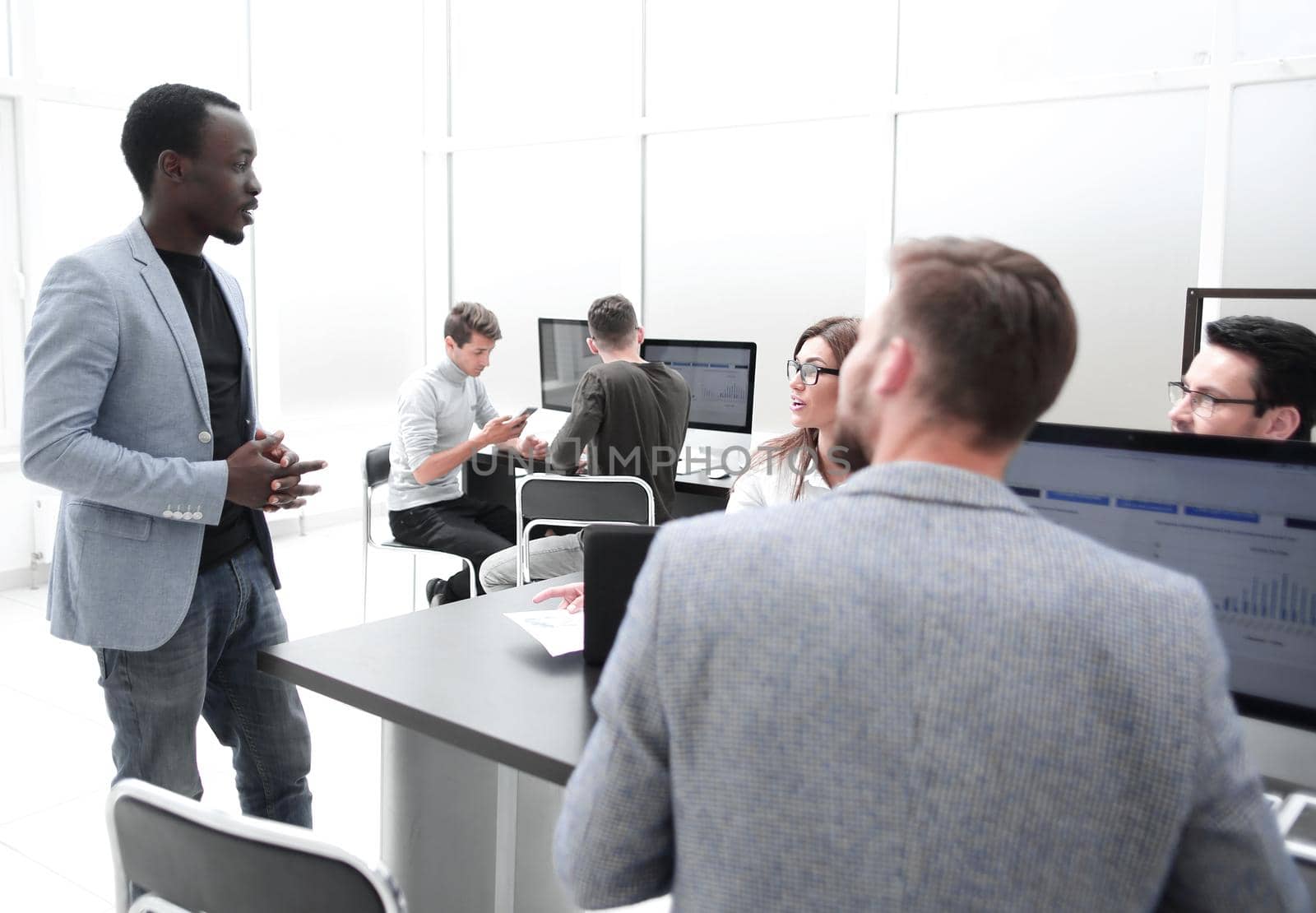 employee shares his ideas with the business team.photo with copy space