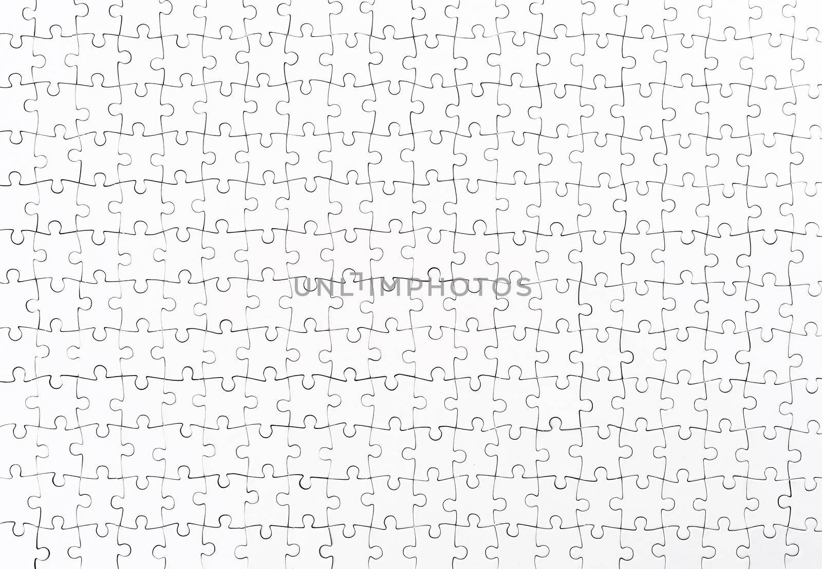 Jigsaw puzzle pattern with many pieces