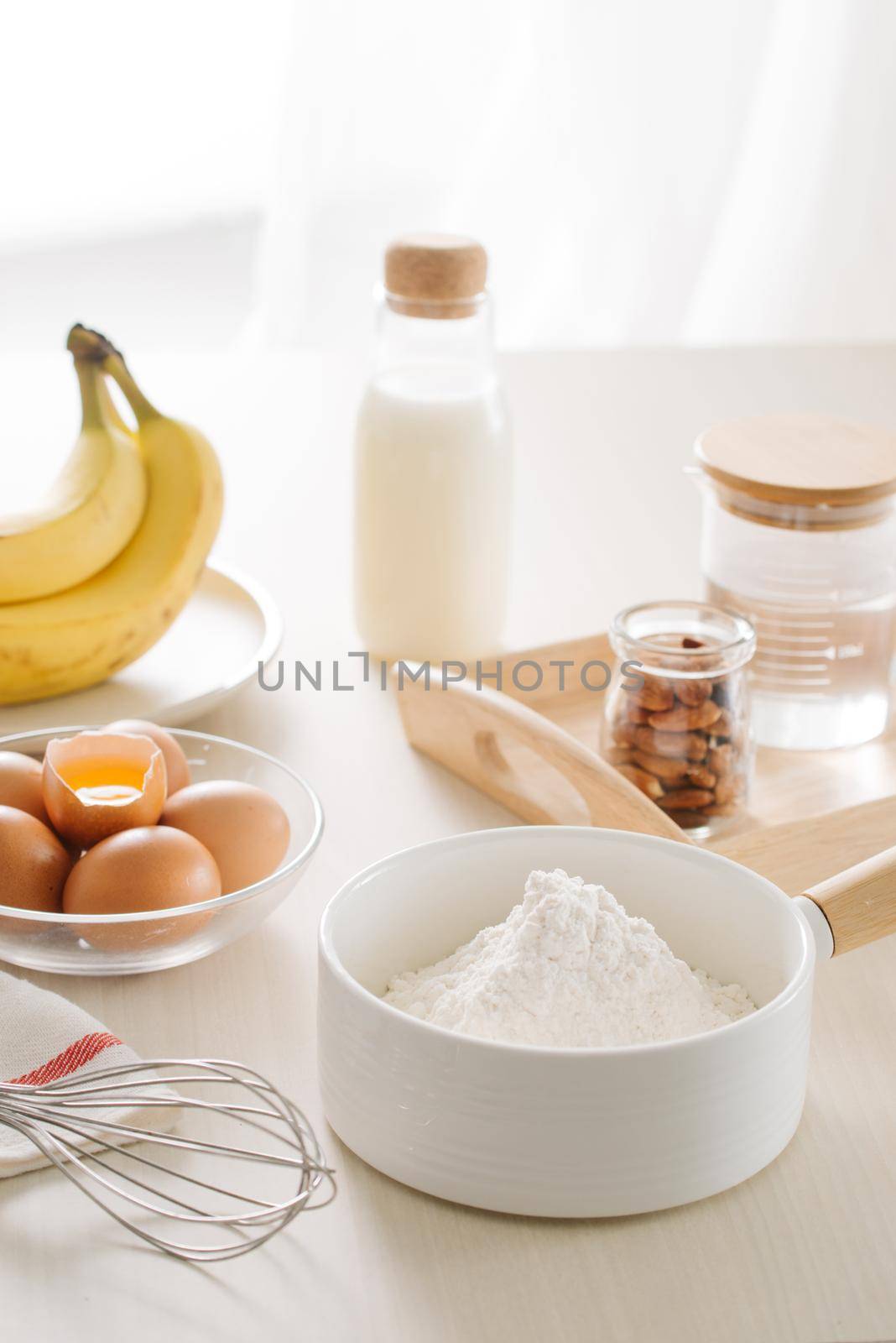 ingredients and tools to make a cake, flour, butter, sugar,eggs by makidotvn