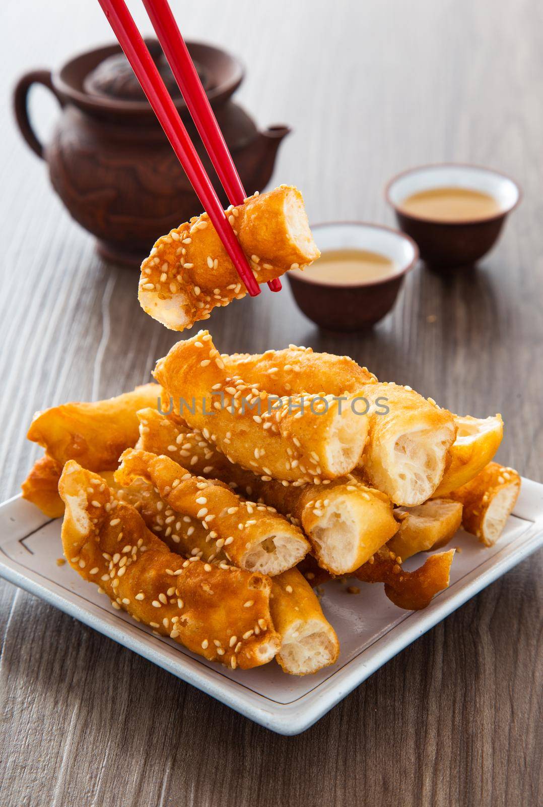 Horse Shoe Fritters, also known as Ma Geok, a popular fried food among Chinese by tehcheesiong